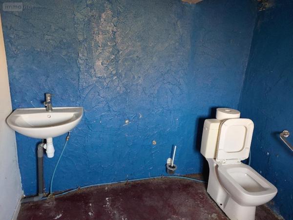 Local commercial à vendre à Divion dans le Pas-de-Calais (62460), ref : 21/2234