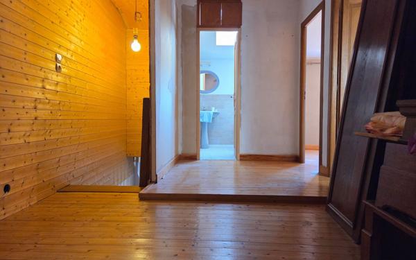 Maison à vendre    4 pièces •  Rochefort