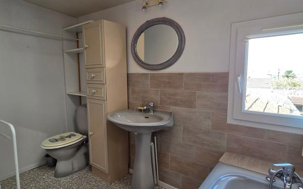 Maison à vendre    4 pièces •  Rochefort