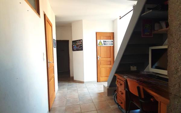 Maison à vendre    4 pièces •  Berrias-et-Casteljau