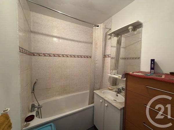 Appartement F3 à vendre  3 pièces - 50,51 m 2   DUGNY  - 93
