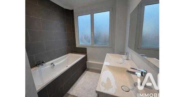 Appartement à vendre 4 pièces 74,44 m² Garches