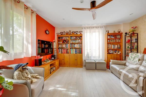 Maison à vendre  3 pièces - 55,28 m 2   MONTROUGE  - 92