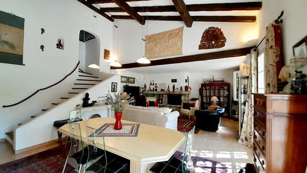 Maubec (84660) MAISON 4 PIECES