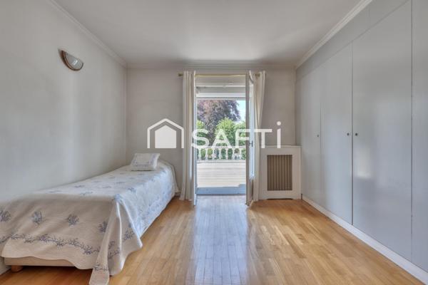 Maison familiale de caractère avec dépendance – Parc du Perreux-sur-Marne