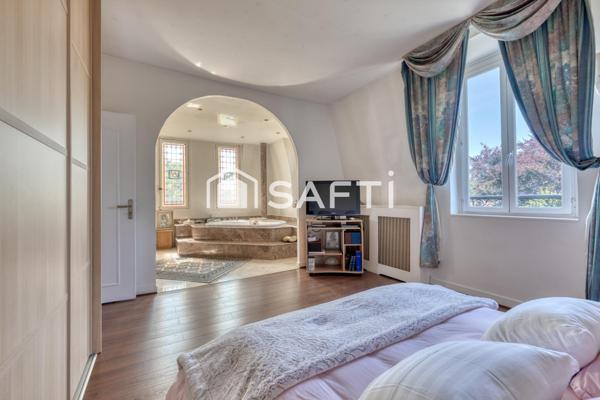 Maison familiale de caractère avec dépendance – Parc du Perreux-sur-Marne