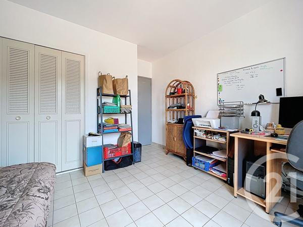 Appartement T4 à vendre  4 pièces - 77,15 m2 BAGNOLS SUR CEZE - 30
