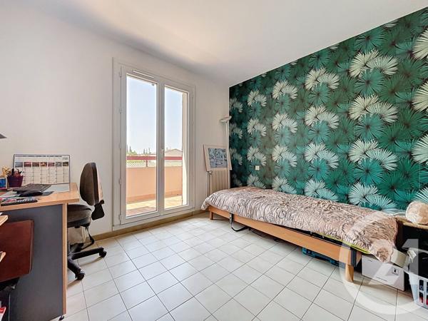 Appartement T4 à vendre  4 pièces - 77,15 m2 BAGNOLS SUR CEZE - 30