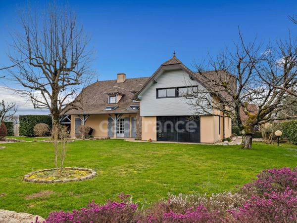 Villa à vendre 9 pièces MERVANS (71) 246 m² terrain de 4108 m² piscine dépendance et garage !!!