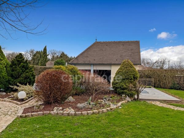 Villa à vendre 9 pièces MERVANS (71) 246 m² terrain de 4108 m² piscine dépendance et garage !!!