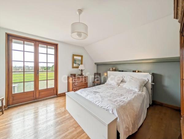 Villa à vendre 9 pièces MERVANS (71) 246 m² terrain de 4108 m² piscine dépendance et garage !!!