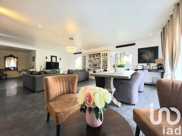 Maison à vendre 6 pièces 155 m² Haudrecy