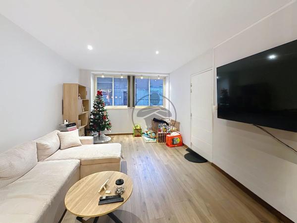 Vente Immeuble 9 pièces 207 m2 à Saint-Quentin