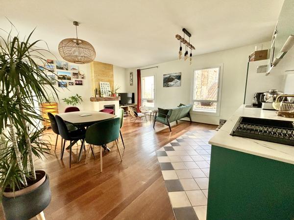 Appartement 4 pièces - 122 m² Exclusivité efficity