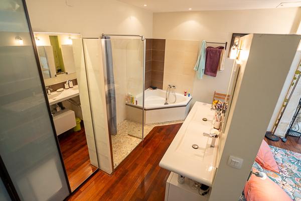 Appartement 4 pièces - 122 m² Exclusivité efficity