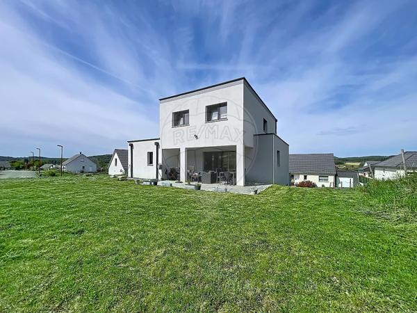 Maison 4 chambre(s) à vendre - Héricourt, Haute-Saône - 70