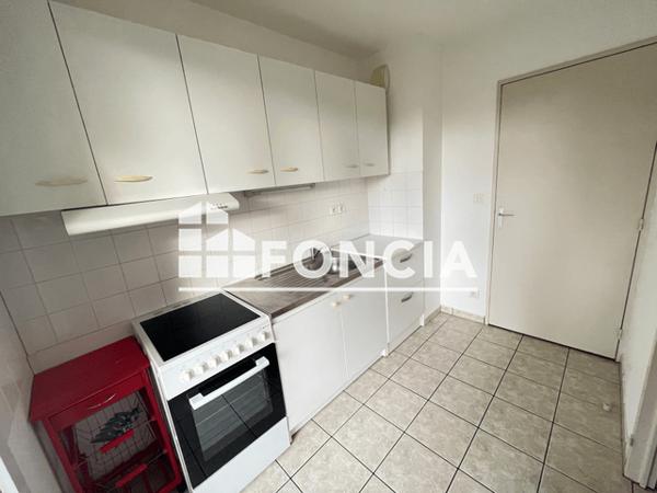 Location Appartement 2 pièces 44.87 m² - 12 RUE ALFRED PIEBOURG Chartres 28000