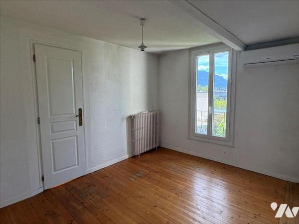 AIX-LES-BAINS, entre ville et Lac, Maison de charme des années 30