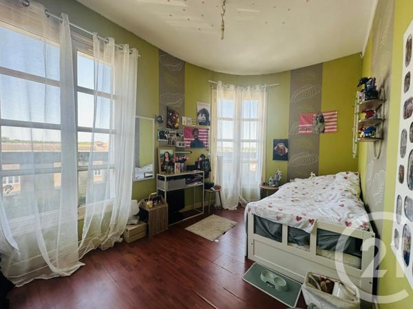 Appartement F4 à vendre  4 pièces - 87,16 m 2   FALAISE  - 14