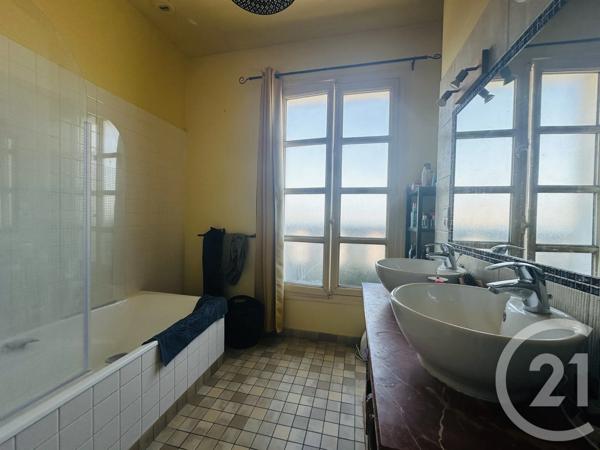 Appartement F4 à vendre  4 pièces - 87,16 m 2   FALAISE  - 14