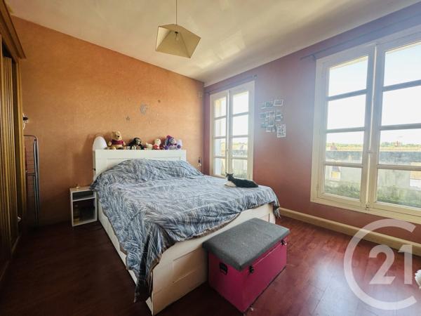 Appartement F4 à vendre  4 pièces - 87,16 m 2   FALAISE  - 14