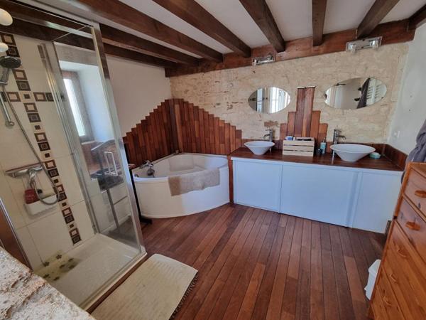 Appartement Lucenay 2 pièces 73m2, parking, terrasse