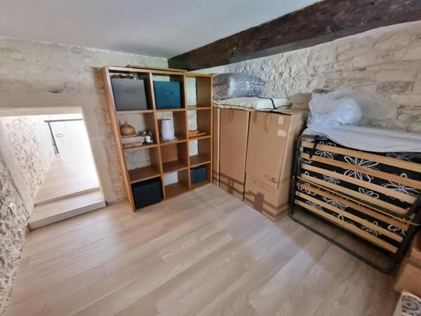 Appartement Lucenay 2 pièces 73m2, parking, terrasse