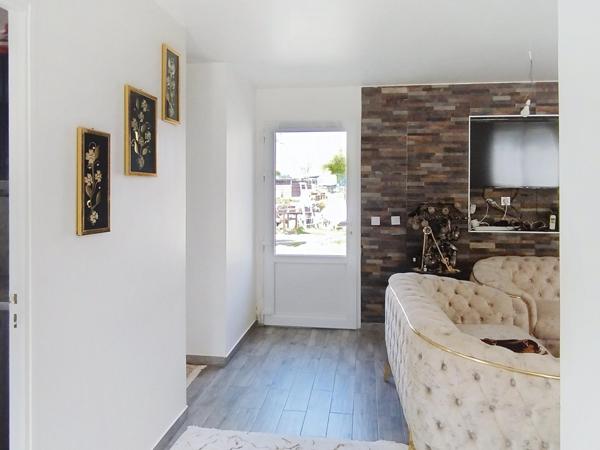 Maison individuelle entièrement rénovée