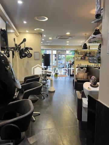SALON DE COIFFURE A VENDRE DE 55 M2 Situé à COURBEVOIE AVENUE MARCEAU LOYER 800€/MOIS