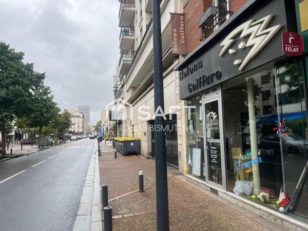 SALON DE COIFFURE A VENDRE DE 55 M2 Situé à COURBEVOIE AVENUE MARCEAU LOYER 800€/MOIS