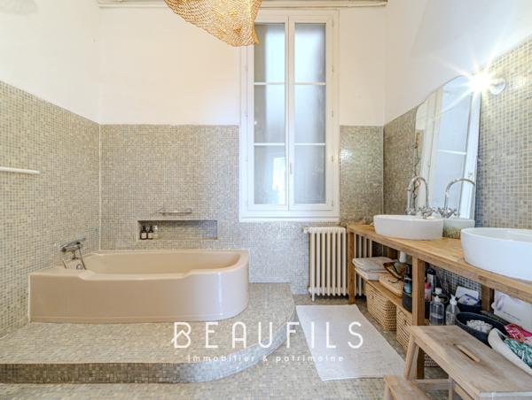 Montpellier (34000) (34000) Montpellier – Comédie / Gare Saint-Roch – Appartement Haussmannien d'exception 170m²