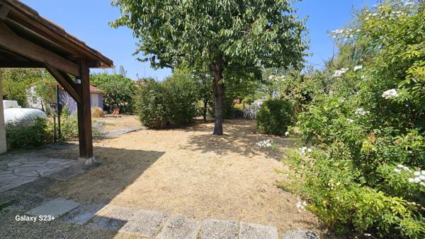 PAVILLON DE PLAIN PIED CENTRE BOURG DE ST SYMPHORIEN