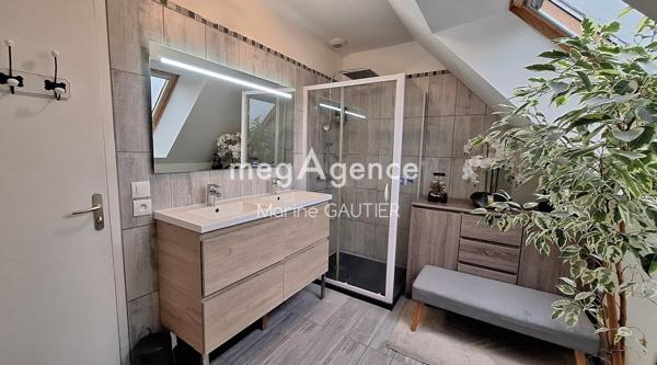 Maison à SAINT-MELOIR-DES-ONDES, 35350 - 3 pièces 75m²