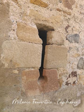 Tour médiévale de 94 m² SAUVAGNAT SAINTE MARTHE (63)