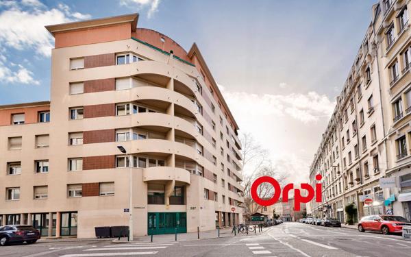 Appartement à vendre    2 pièces • 54 m2 Lyon 7
