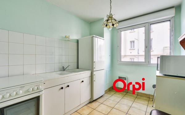 Appartement à vendre    2 pièces • 54 m2 Lyon 7