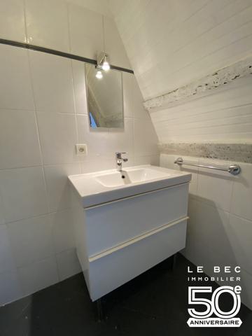 A louer T3 en duplex dans le centre historique de Vannes