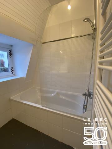 A louer T3 en duplex dans le centre historique de Vannes