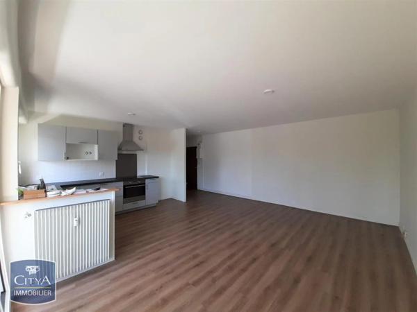 Appartement à louer 4 pièces 73.38m²