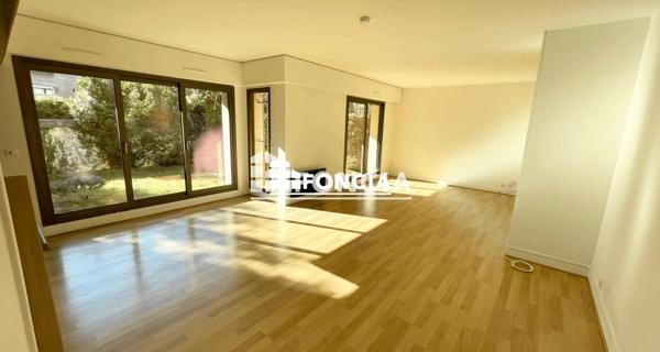 Location Appartement 2 pièces 65.96 m² - Bourg-la-reine 92340
