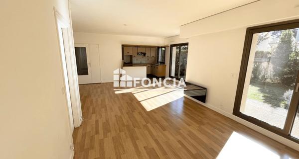 Location Appartement 2 pièces 65.96 m² - Bourg-la-reine 92340