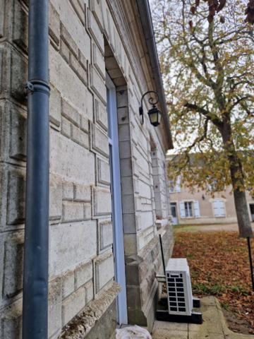 Maison DOUE LA FONTAINE 2 pièce(s)