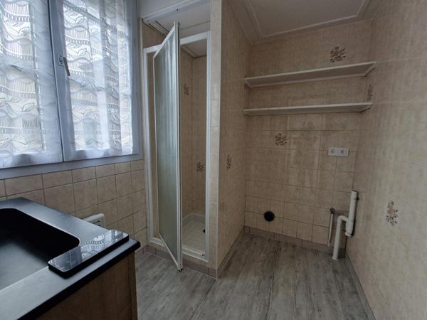 Maison DOUE LA FONTAINE 2 pièce(s)