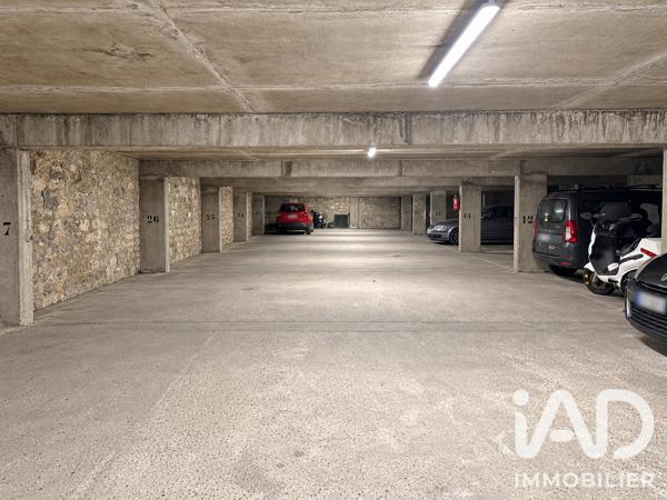 Parking à vendre 12 m² Paris 18