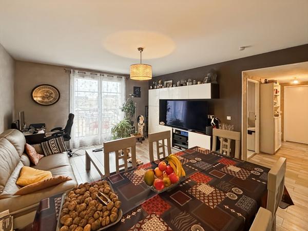 À vendre : Appartement 2 pièces à Savigny-le-Temple