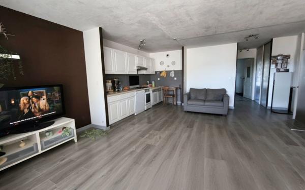 Appartement à vendre    3 pièces • 61,43 m2 Sanary-sur-Mer