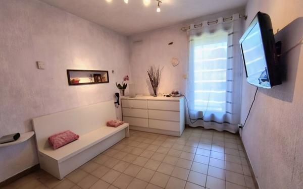 Appartement à vendre    3 pièces • 61,43 m2 Sanary-sur-Mer