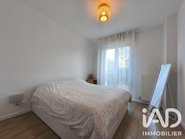 Location appartement 2 pièces 41 m² Villecresnes