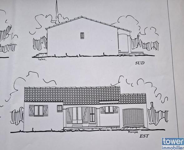 MAISON À VENDRE -- PORT LA NOUVELLE. 11210