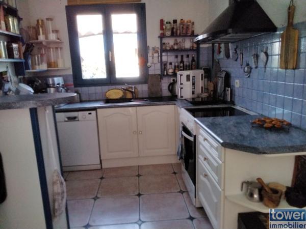 MAISON À VENDRE -- PORT LA NOUVELLE. 11210